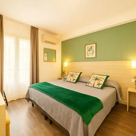 Szálloda Parisien 2*