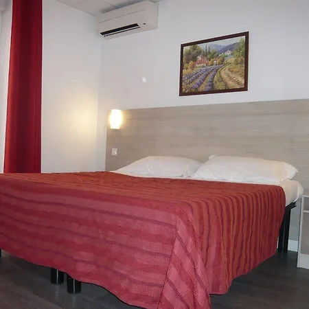 Szálloda Parisien Menton