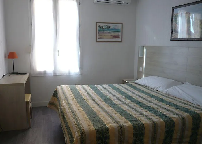 Hotel Parisien Menton