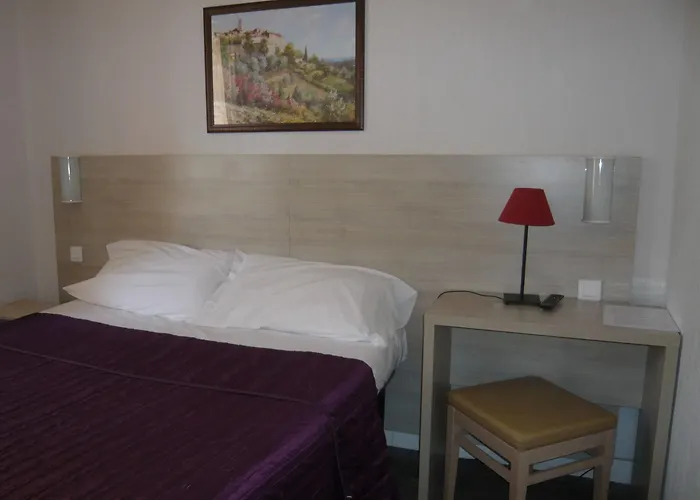 Hotel Parisien Menton