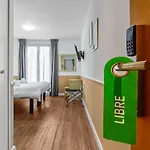 Parisien Hotel 2*