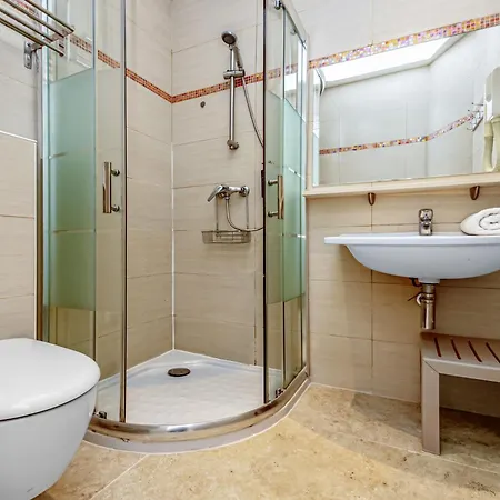 Parisien Hotel Mentona