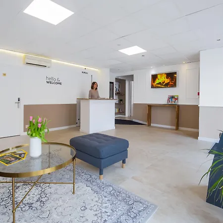 Parisien Hotel Mentone
