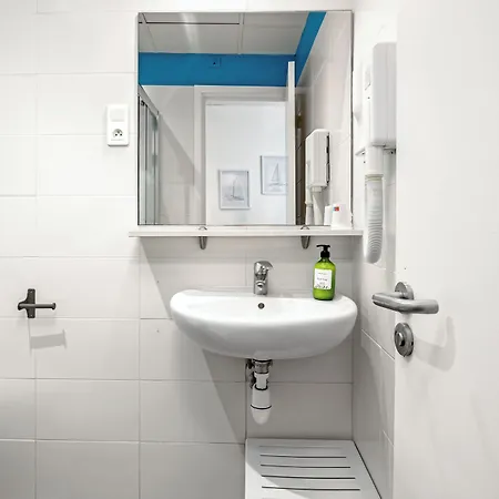 Hotel Parisien 2*