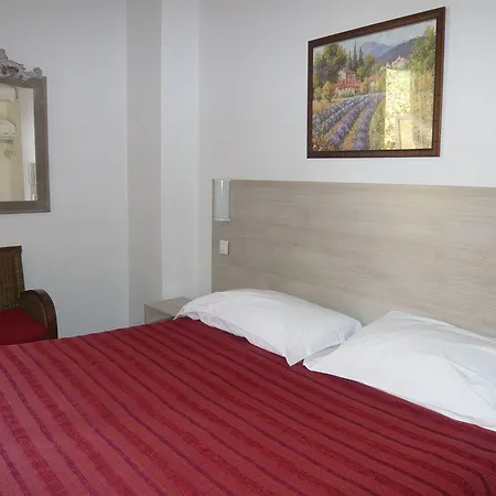 Parisien Готель