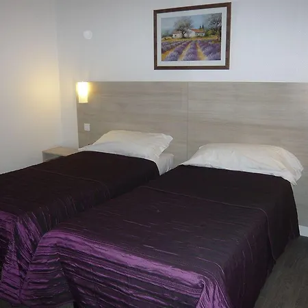 Parisien Hotel 2*