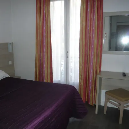 Hotel Parisien Mentona